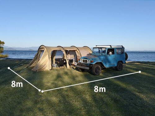 海を背景にDODカマボコテント3Mと車