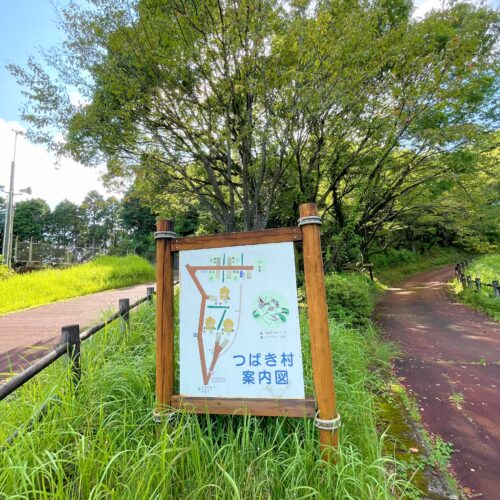 鹿児島県県民の森丹生附(にっけ)オートキャンプ場つばき村案内図の看板