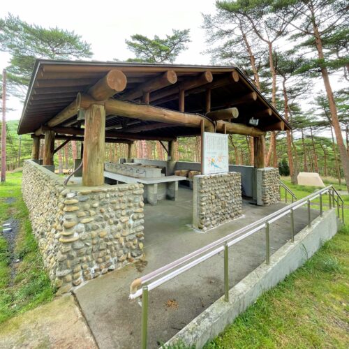 えびの高原キャンプ村にある炊事棟のバリアフリースロープ