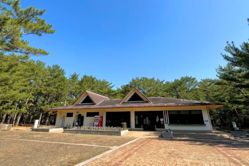 吹上浜海浜公園キャンプ場センターハウス