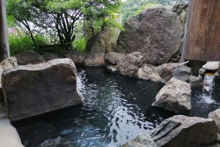 霧島温泉旅の湯（旧野々湯温泉）内にある温泉