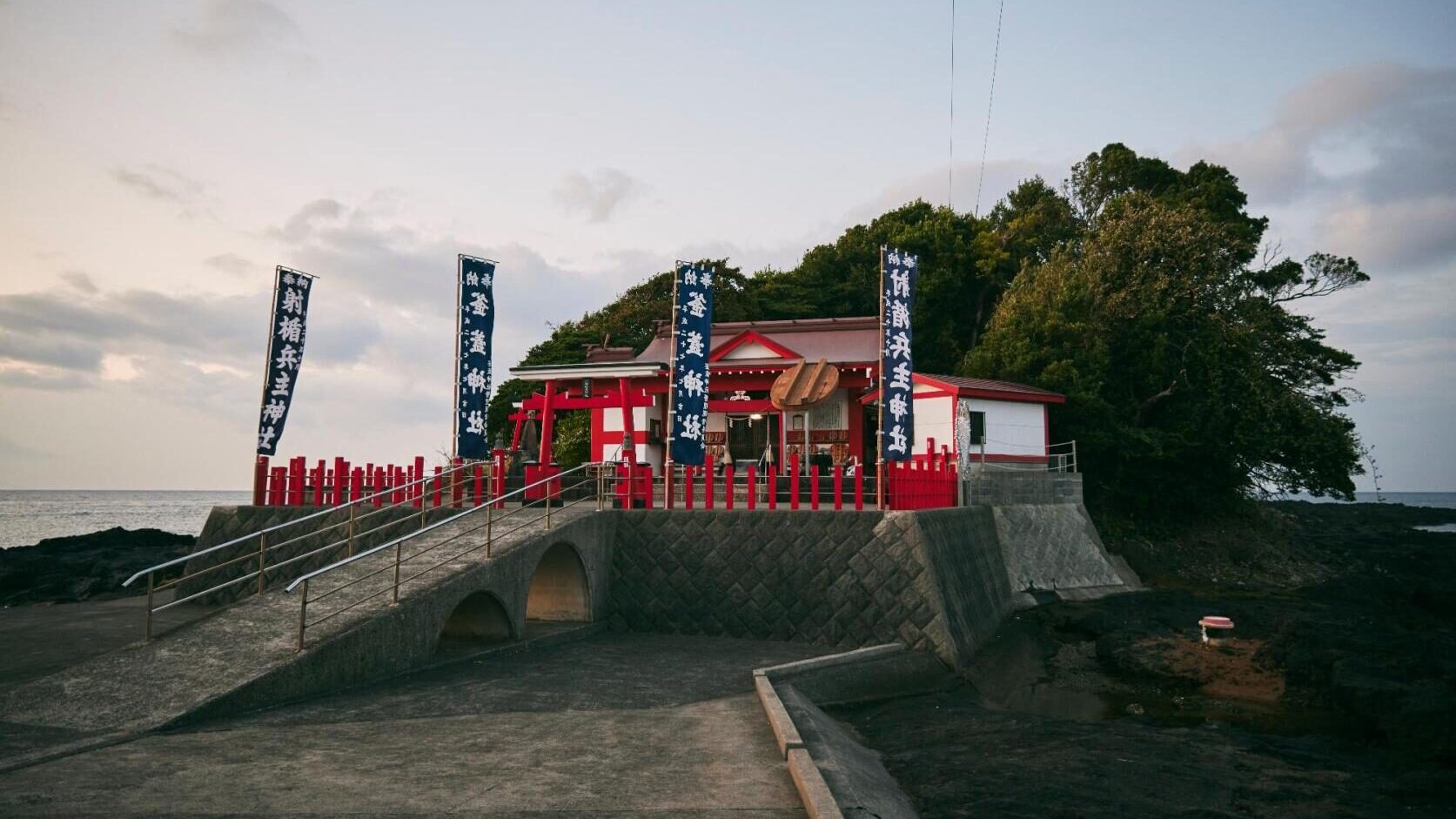 釜蓋神社