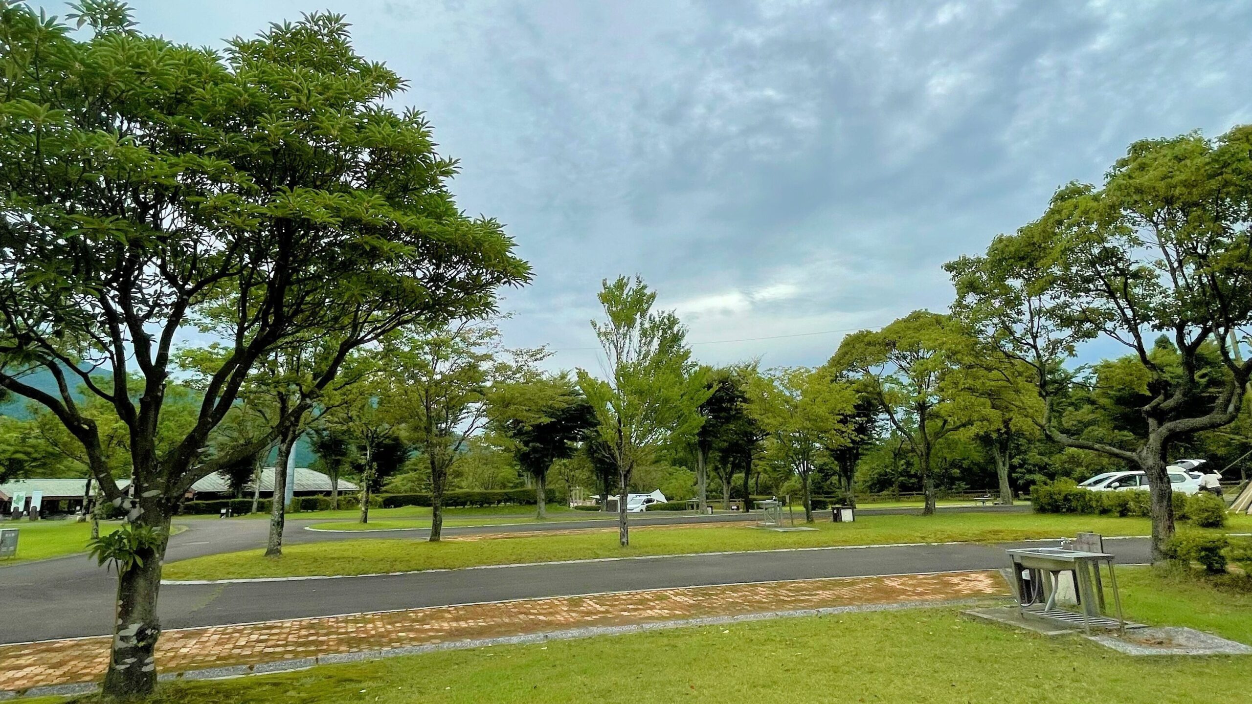 ひなもりオートキャンプ場のキャンピングカーサイト