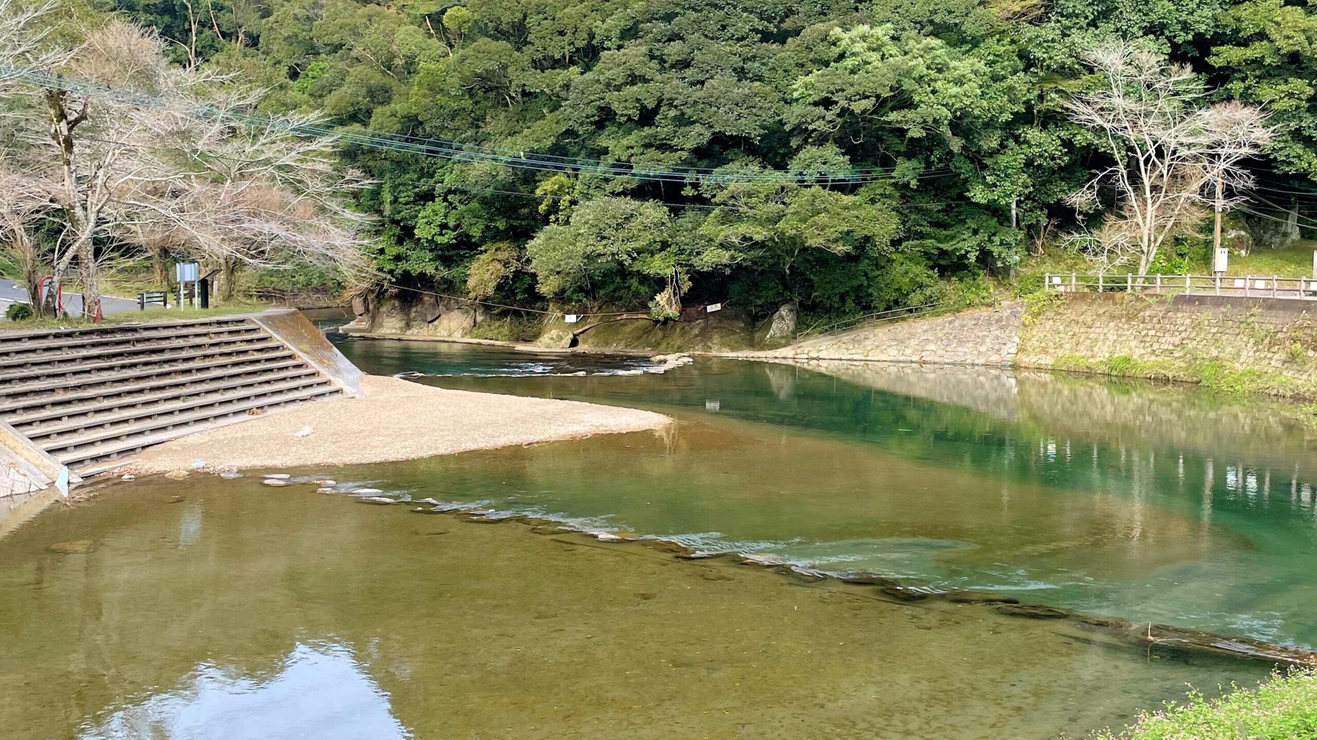 清流の森大川原峡