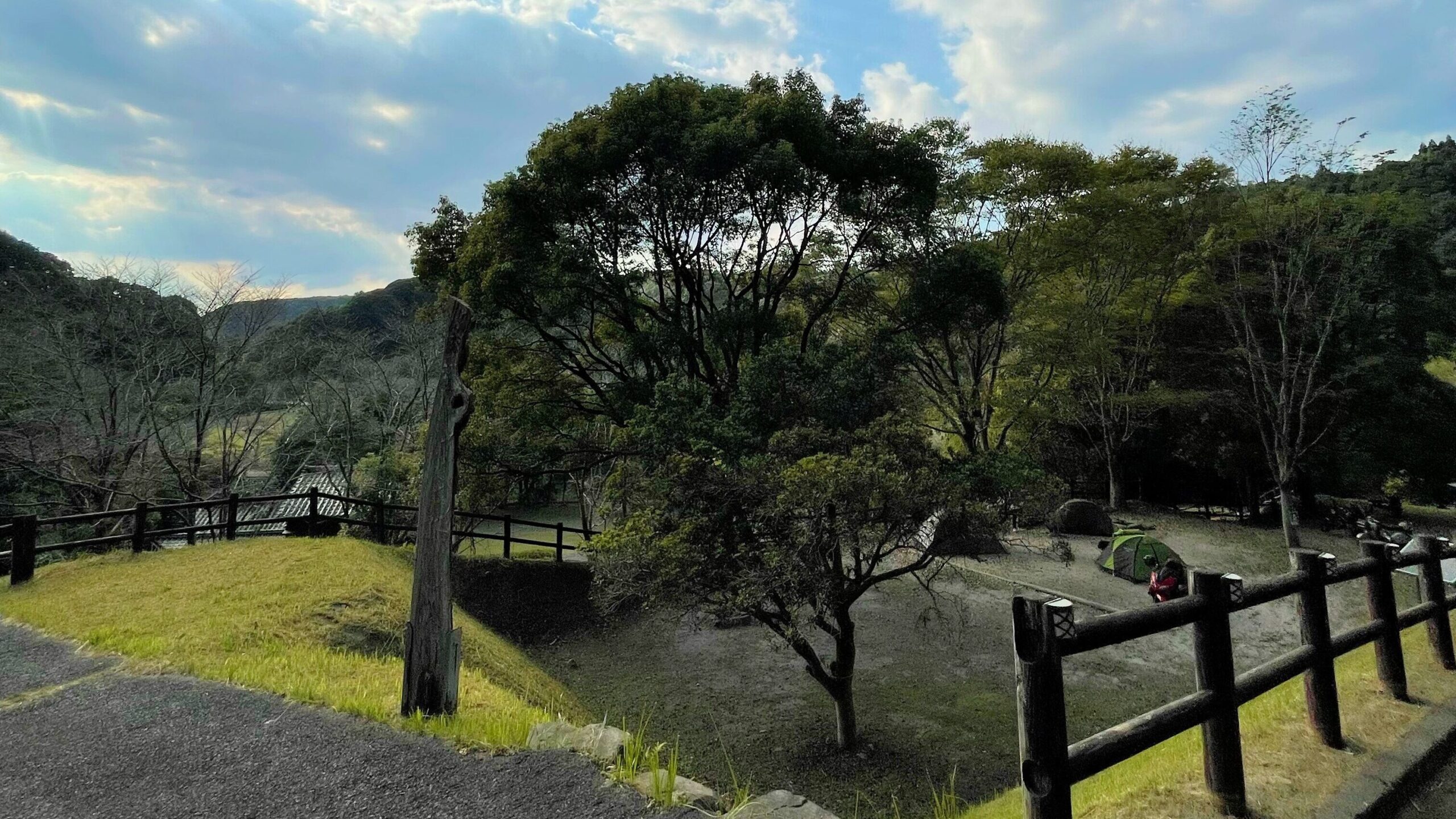 岩屋公園キャンプ場ソロサイト