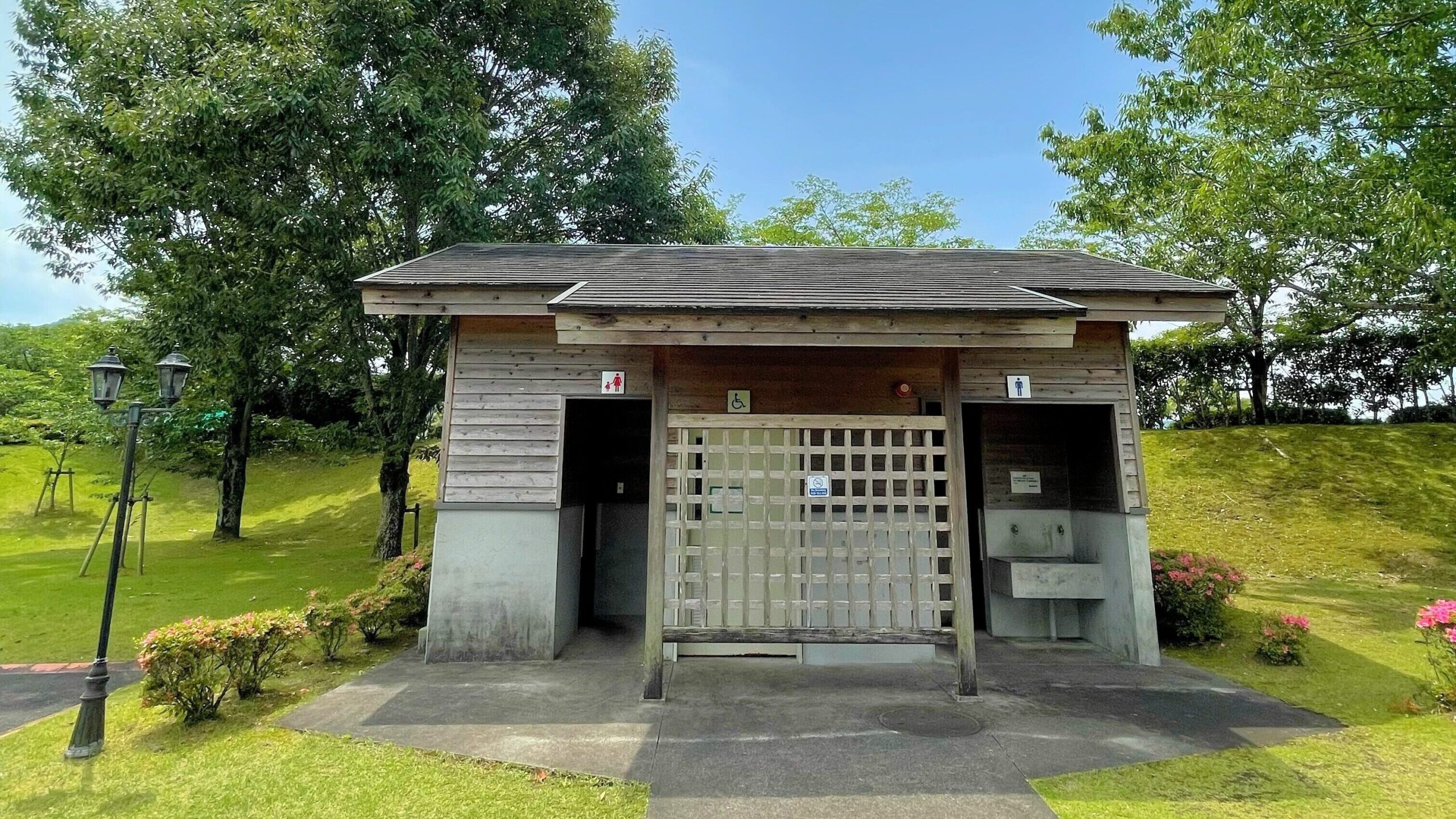 観音池公園オートキャンプ場のトイレ