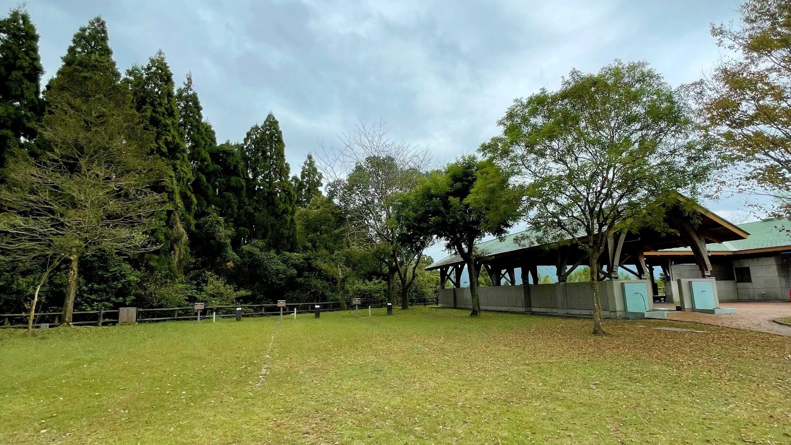 大隅広域公園キャンプ場大型車用サイト
