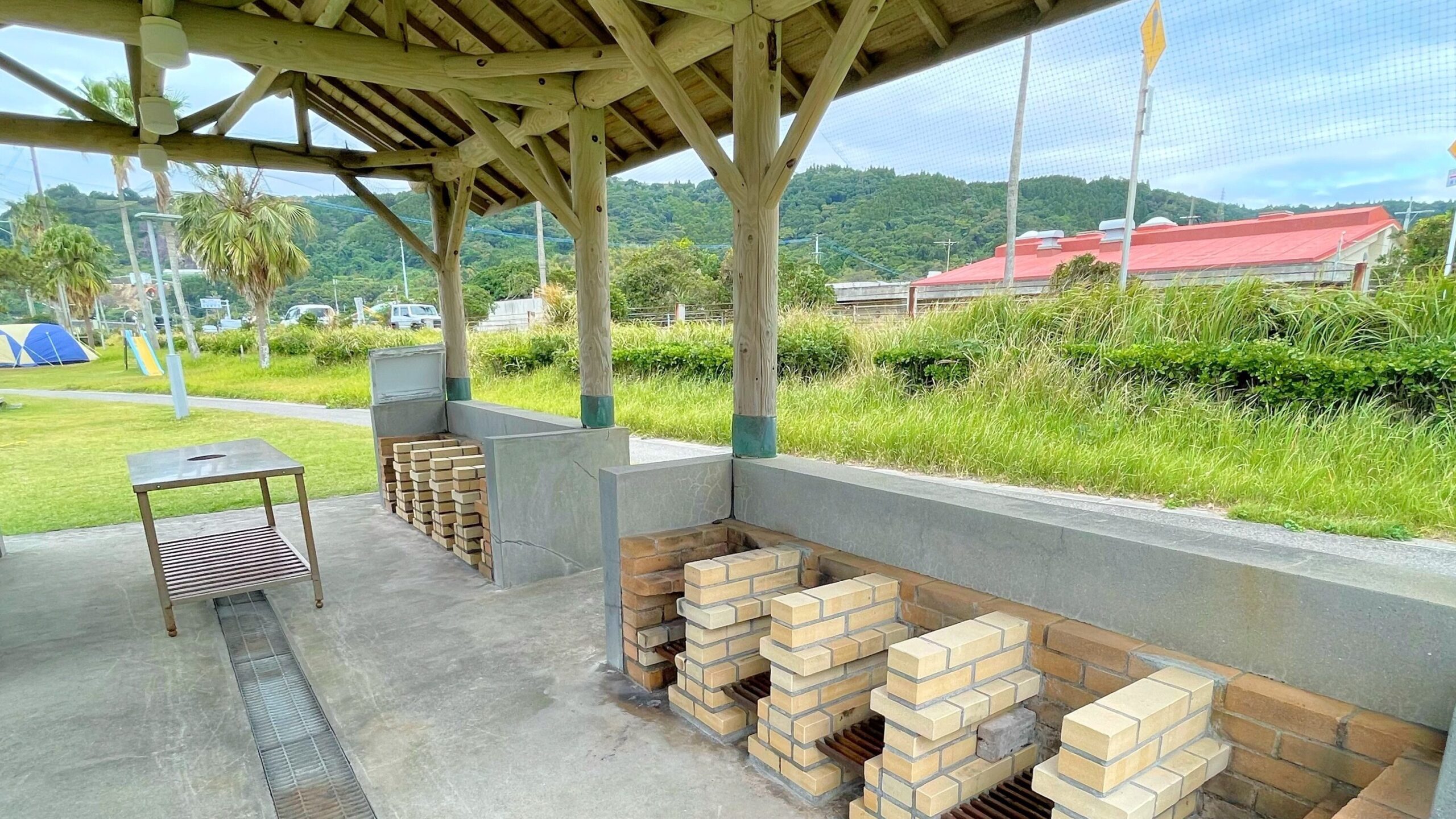 神川キャンプ場にある炊事棟