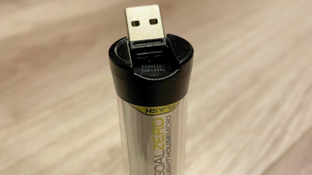 ゴールゼロライトハウスマイクロフラッシュ